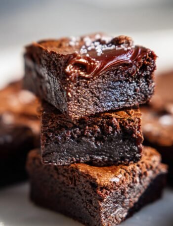 Gluten free date sweetened brownies