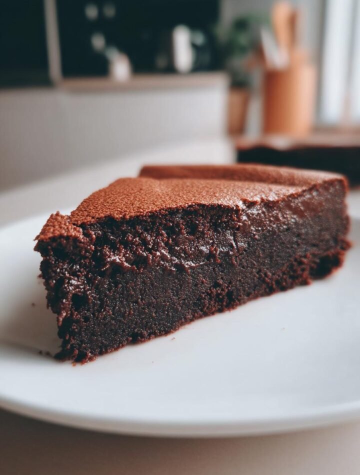 Gluten free flourless chocolate cake